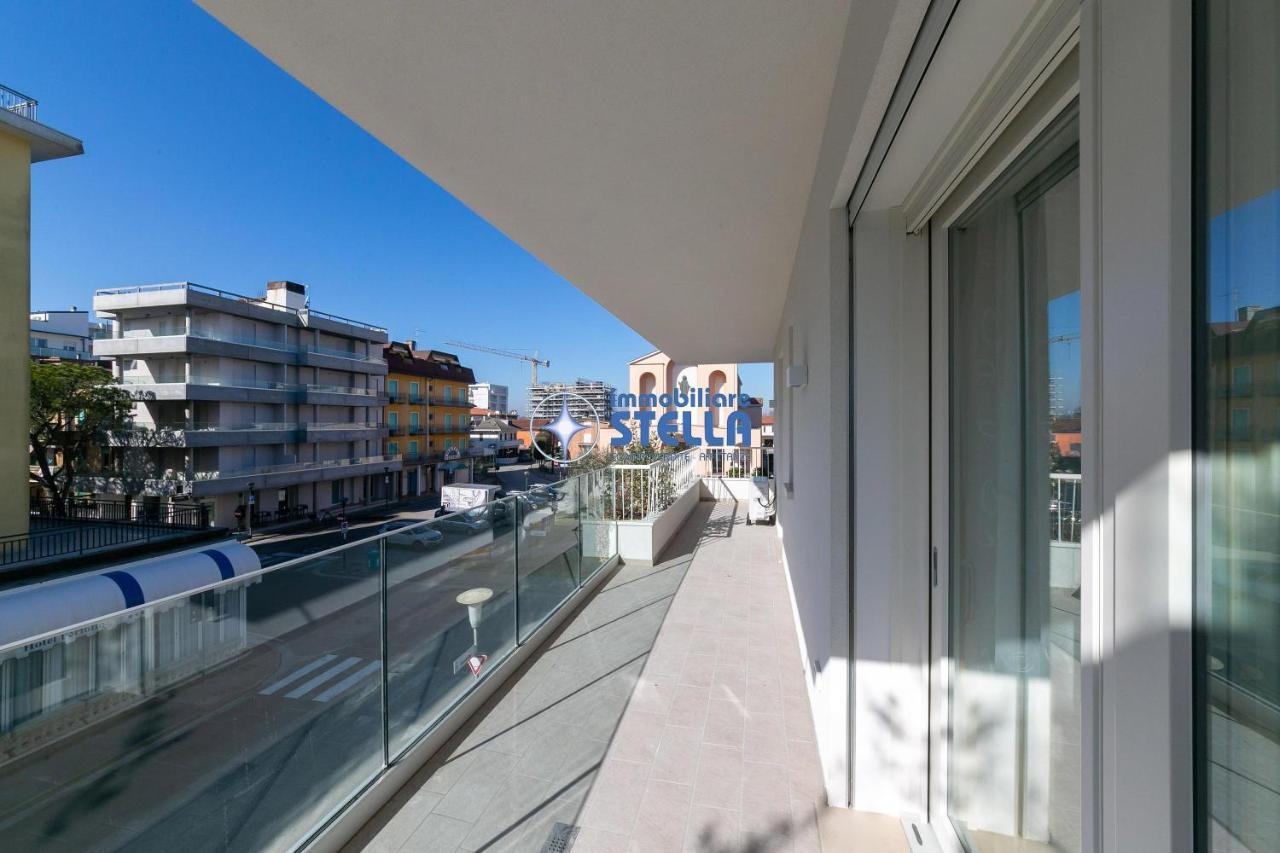 Condominio Medusa Lido di Jesolo Bagian luar foto